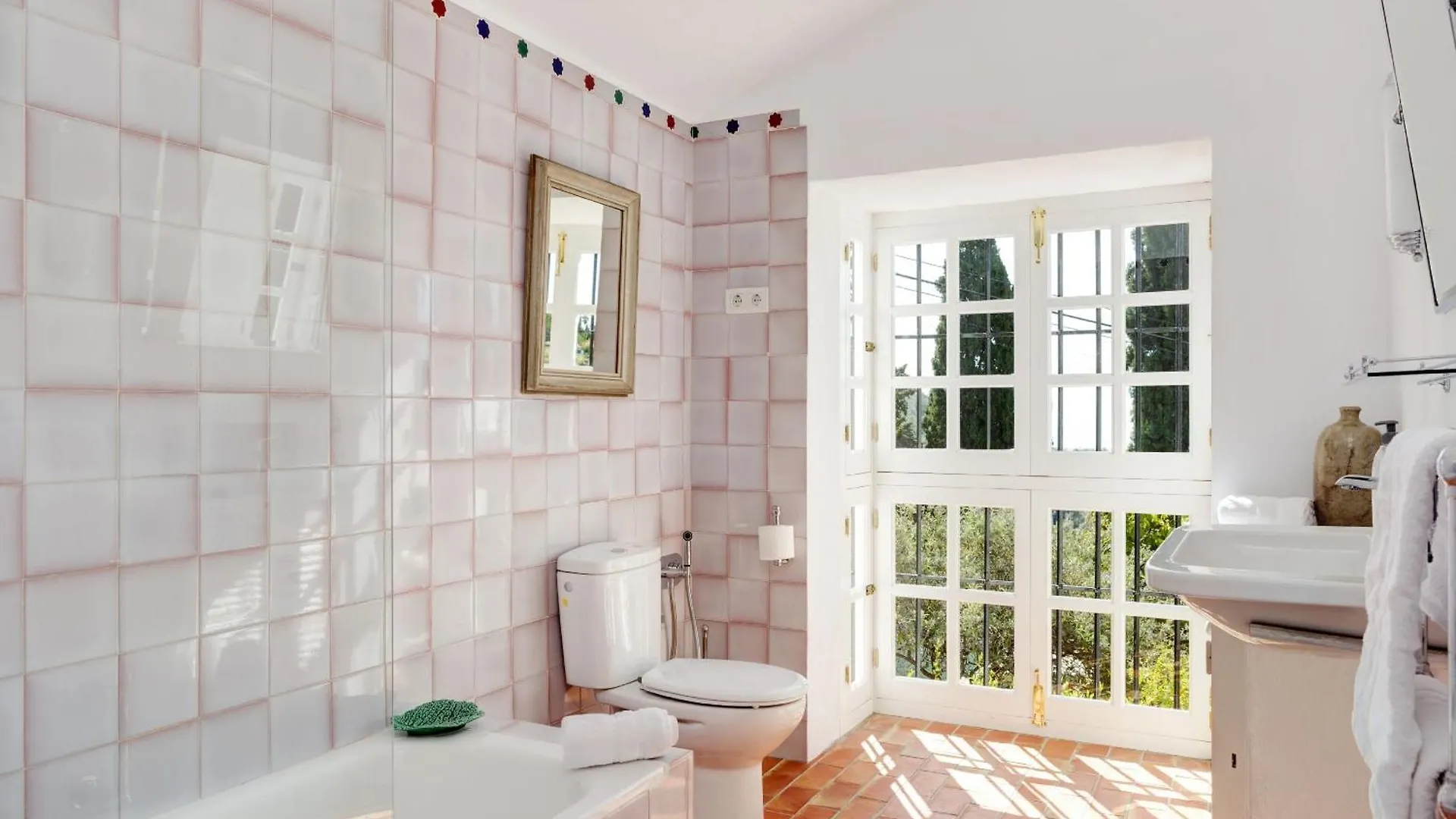 Villa Orchard: Charming Private Pool Views 2Adlt Frigiliana