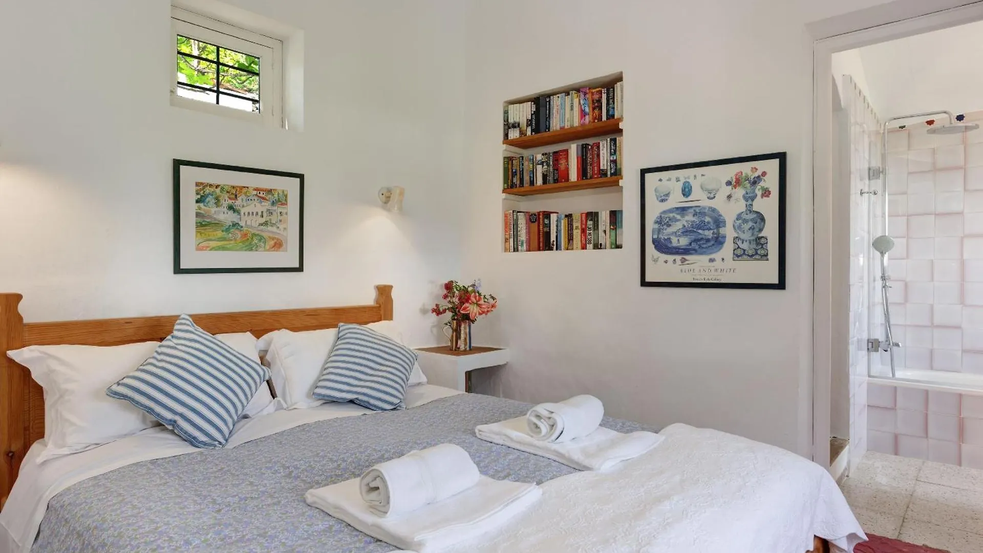 Villa Orchard: Charming Private Pool Views 2Adlt Frigiliana Spain